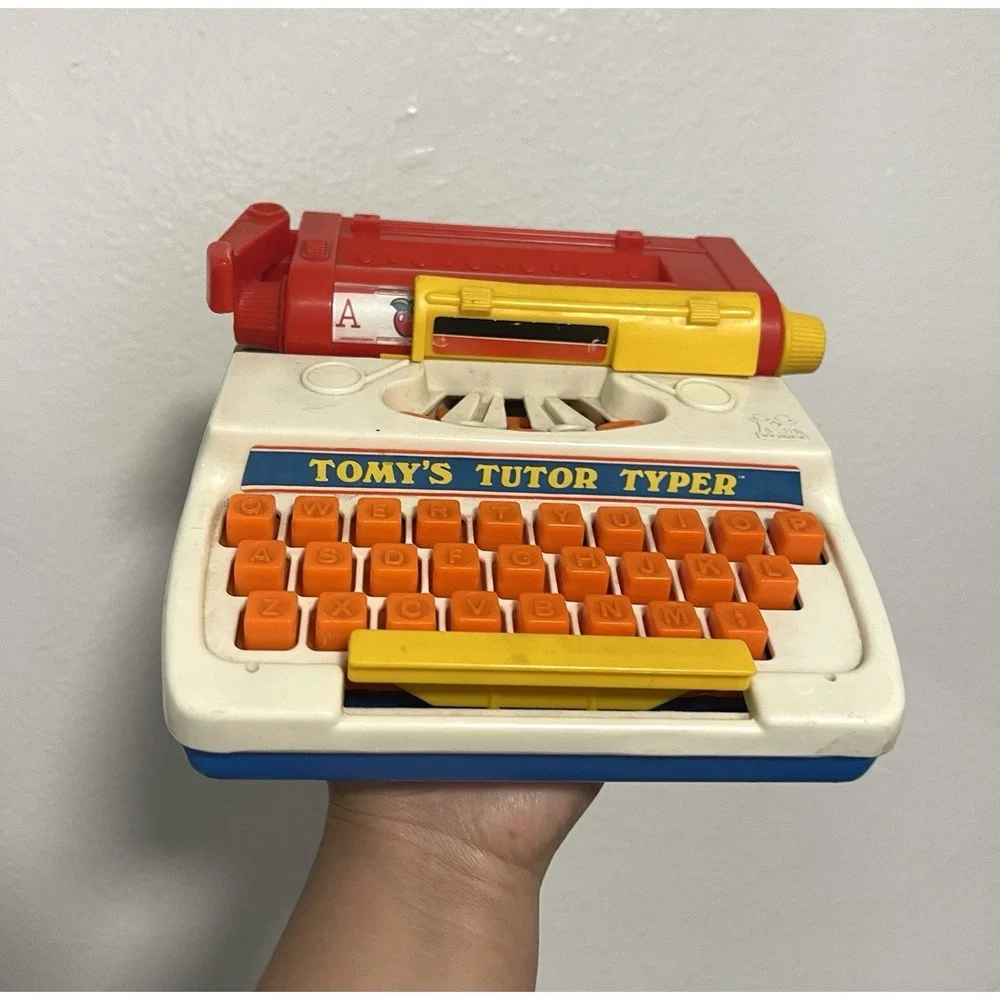 Tomy's Tutor‎ Typer Typewriter Plastic Toy TOMY 1977 Vintage READ DESCRIPTION